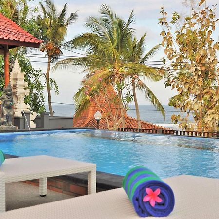 Surya Chandra Beach Bungalow Batununggul Екстериор снимка