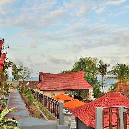 Surya Chandra Beach Bungalow Batununggul Екстериор снимка