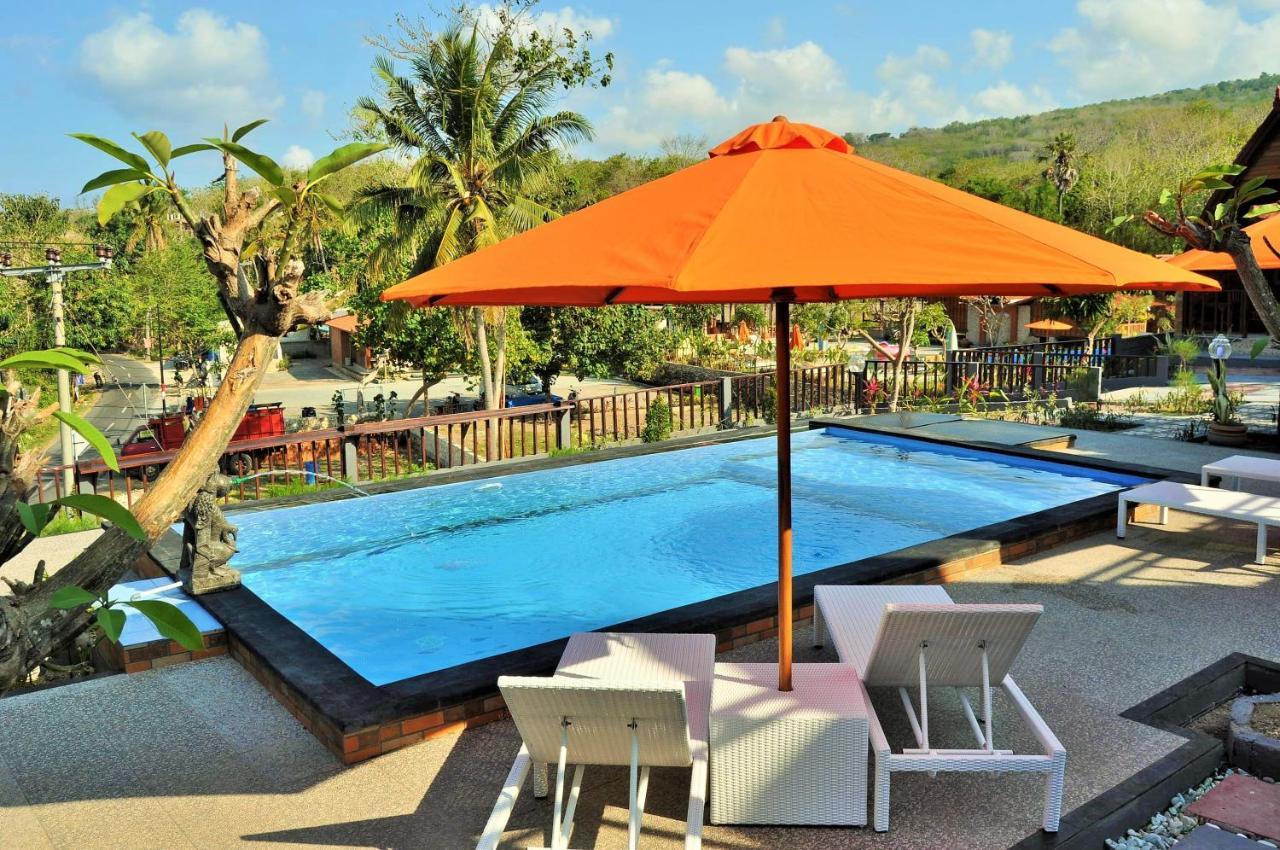 Surya Chandra Beach Bungalow Batununggul Екстериор снимка