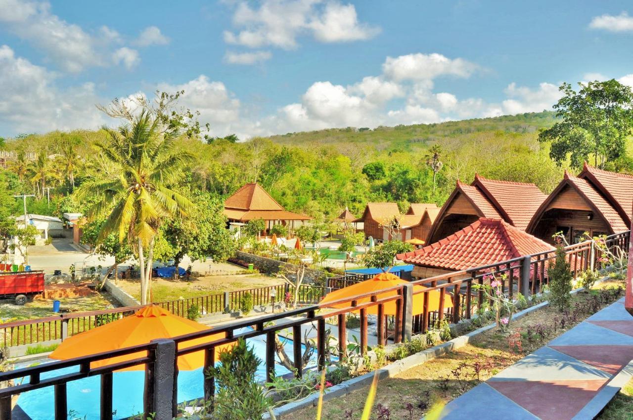 Surya Chandra Beach Bungalow Batununggul Екстериор снимка