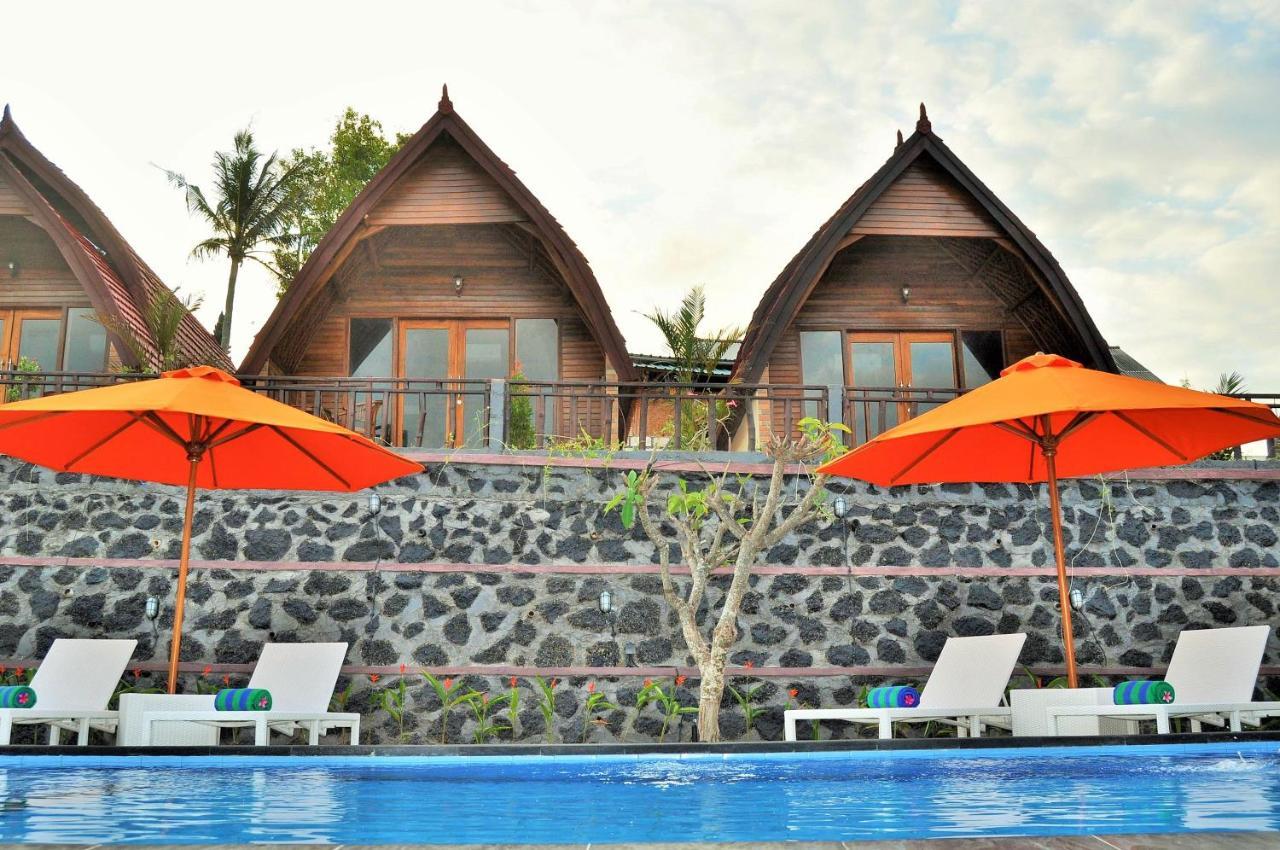 Surya Chandra Beach Bungalow Batununggul Екстериор снимка