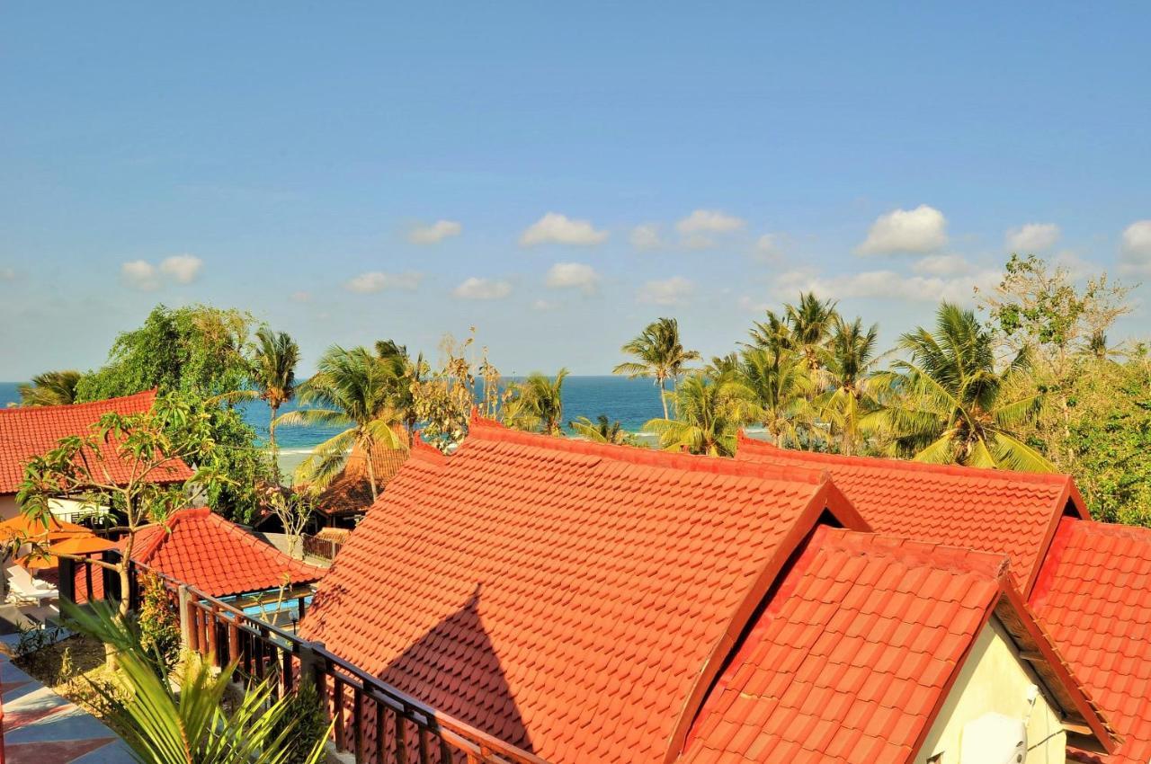 Surya Chandra Beach Bungalow Batununggul Екстериор снимка