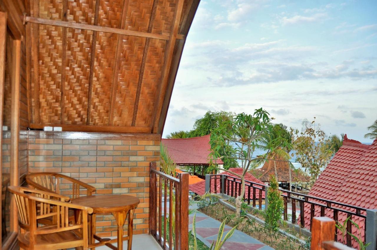 Surya Chandra Beach Bungalow Batununggul Екстериор снимка