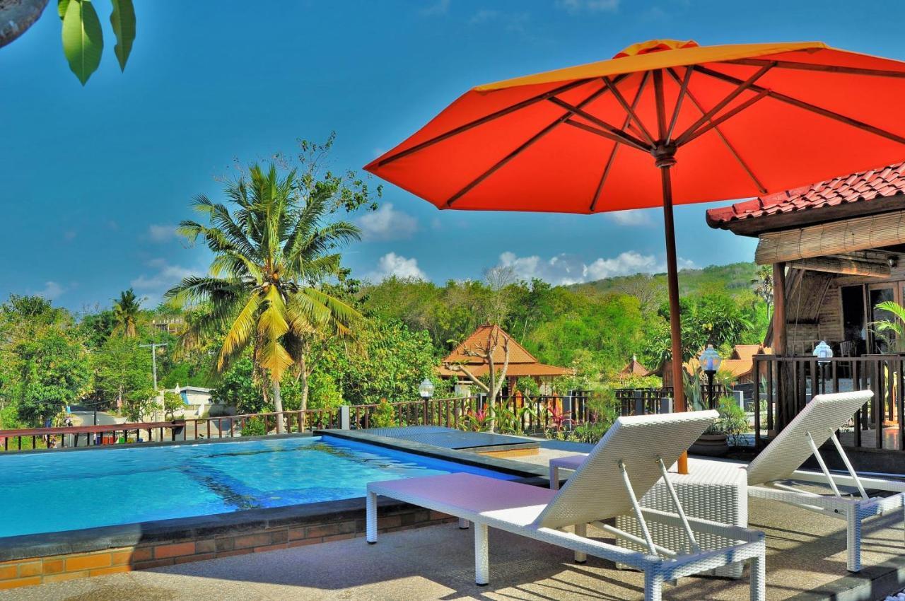 Surya Chandra Beach Bungalow Batununggul Екстериор снимка