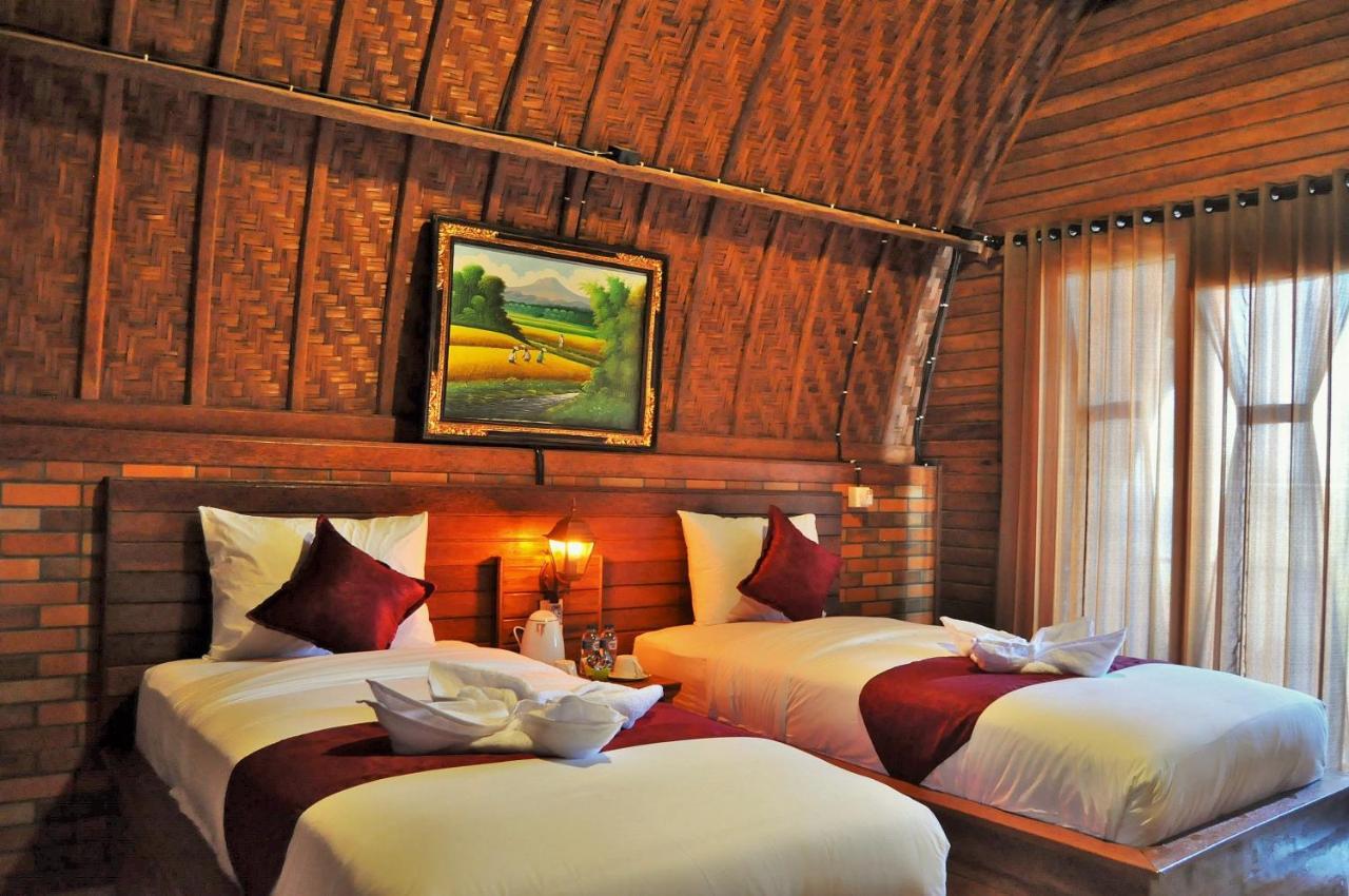 Surya Chandra Beach Bungalow Batununggul Екстериор снимка